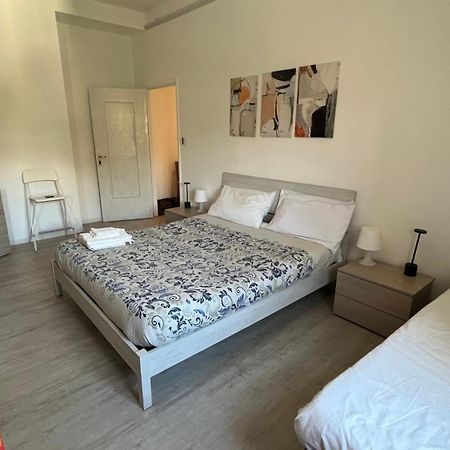 Gaslini 8 Apartment Genoa Luaran gambar